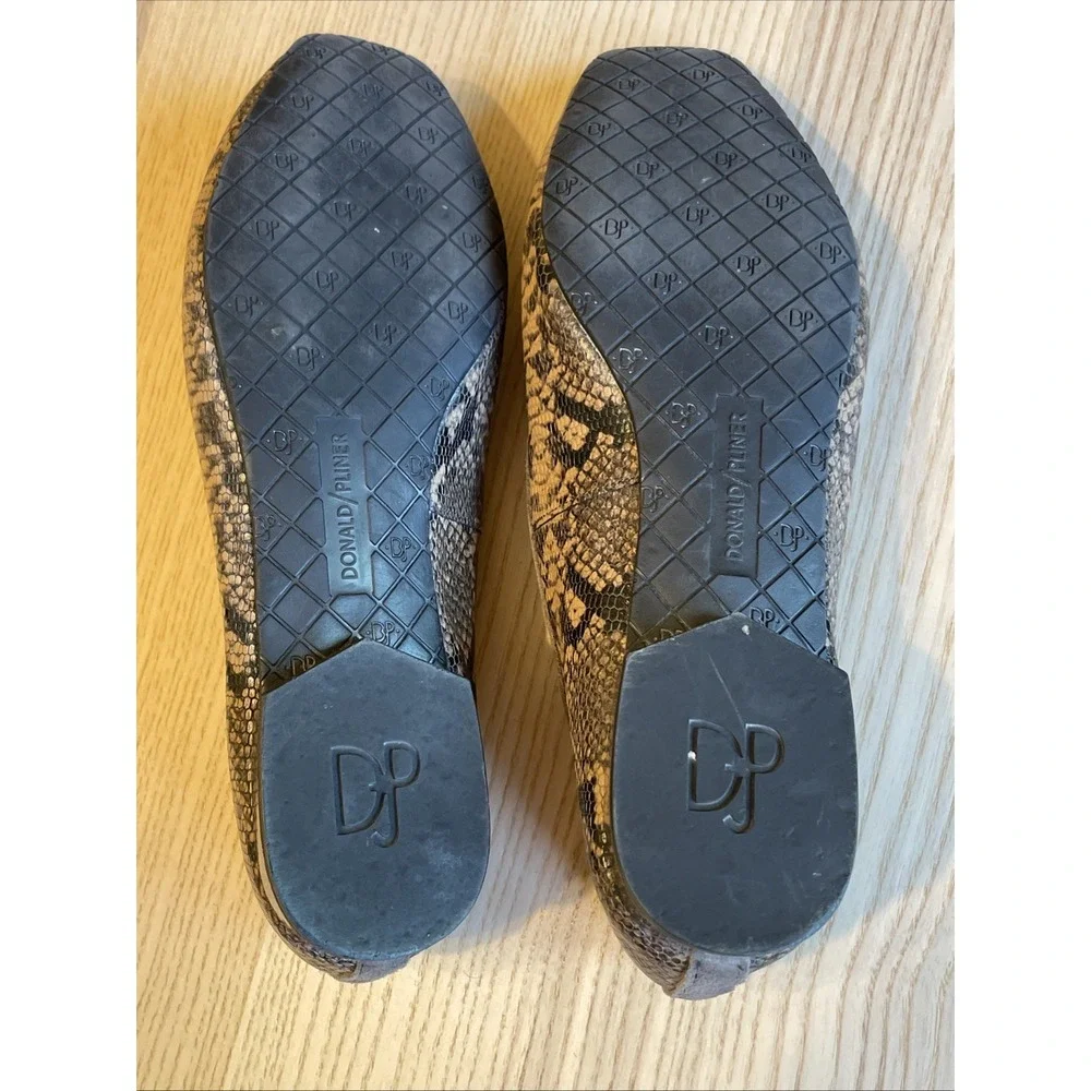 Donald Pliner Leather  Python Print  